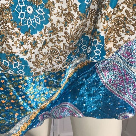 Earthbound 100% Silk Blue Floral Paisley Double Layered Sari Wrap Skirt Dress On - Picture 14 of 14